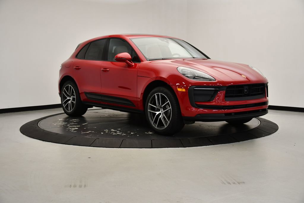 Used 2025 Porsche Macan Turbo image 7