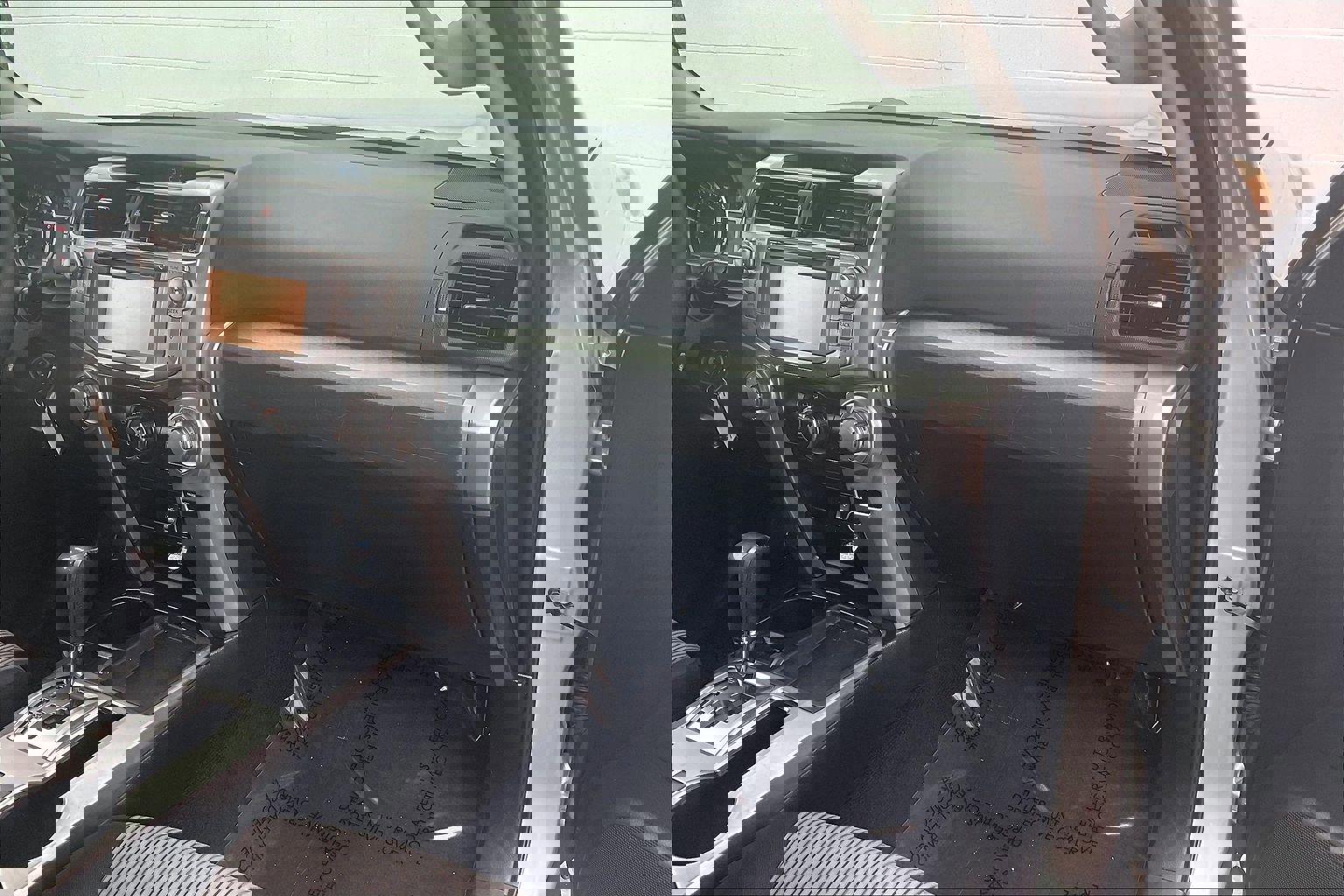 Used 2015 Toyota 4Runner SR5 image 21