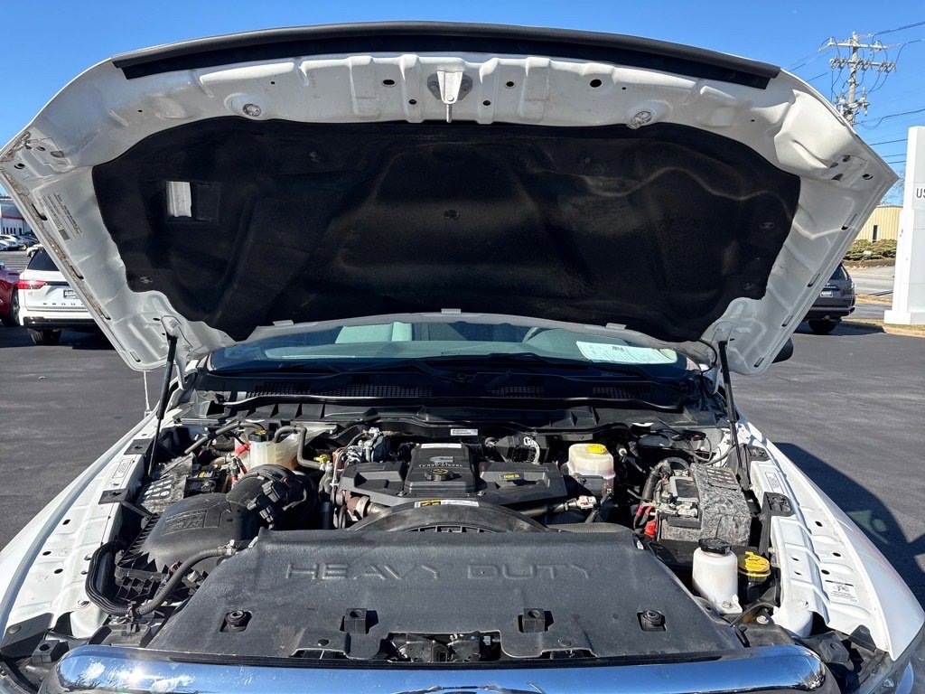 Used 2018 RAM 2500 Tradesman w/ Chrome Appearance Group image 31