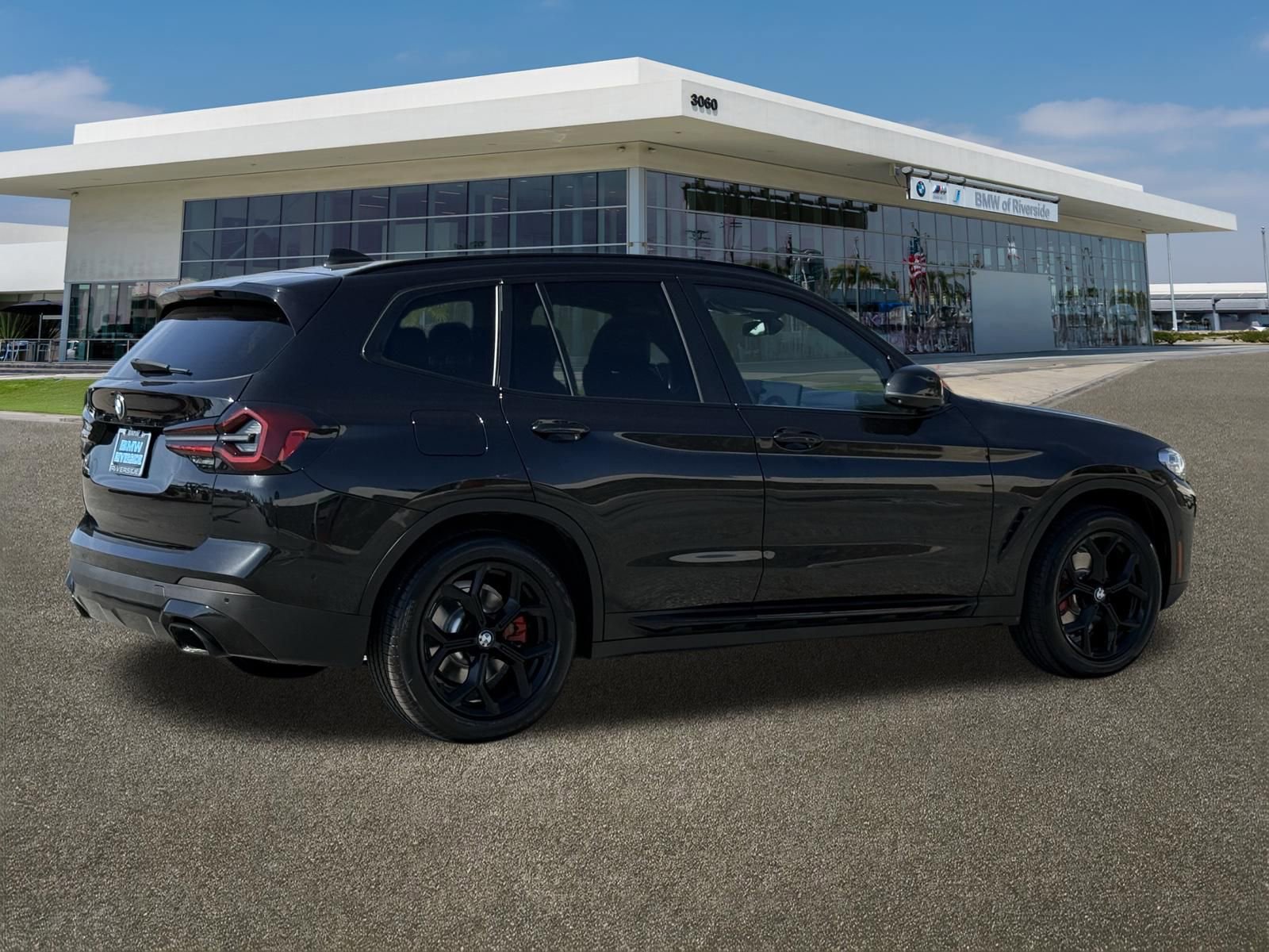 Used 2023 BMW X3 sDrive30i w/ Premium Package image 11