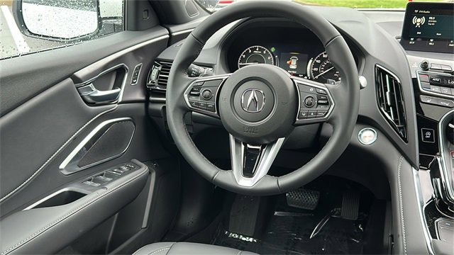 Used 2025 Acura RDX SH-AWD image 29