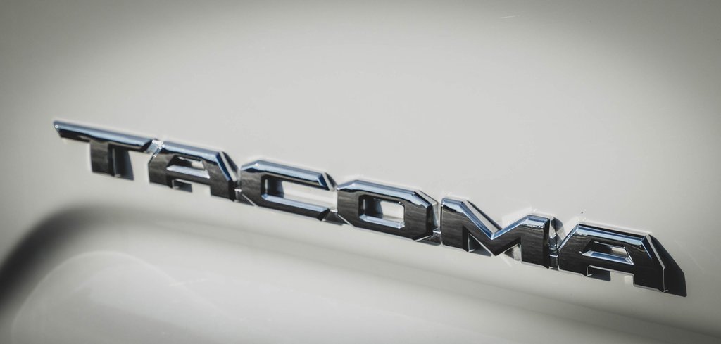 Used 2016 Toyota Tacoma SR5 image 16