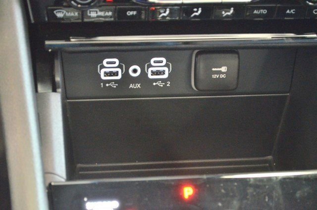 New 2025 Jeep Grand Cherokee Limited w/ Black Appearance Package image 25