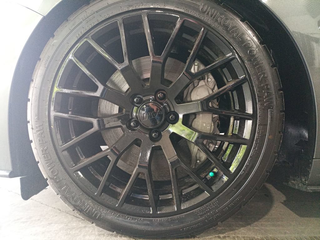 Used 2019 Ford Mustang GT Premium w/ Equipment Group 401A RWD image 26
