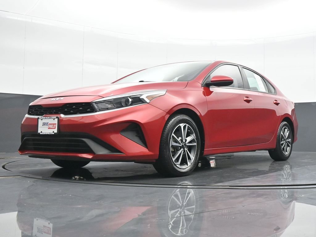Used 2023 Kia Forte LXS image 16