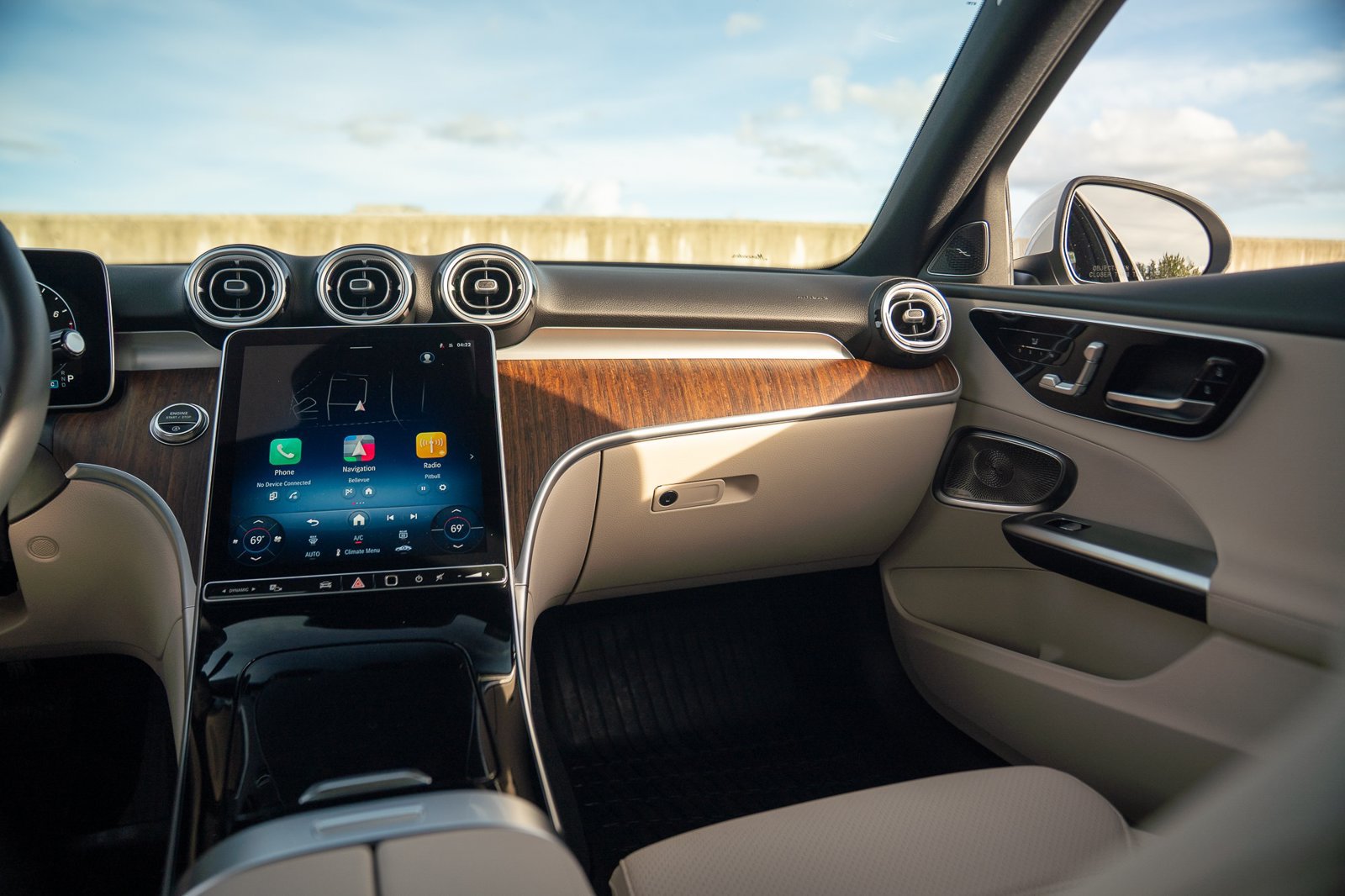Certified 2026 Mercedes-Benz C 300 4MATIC Sedan image 19