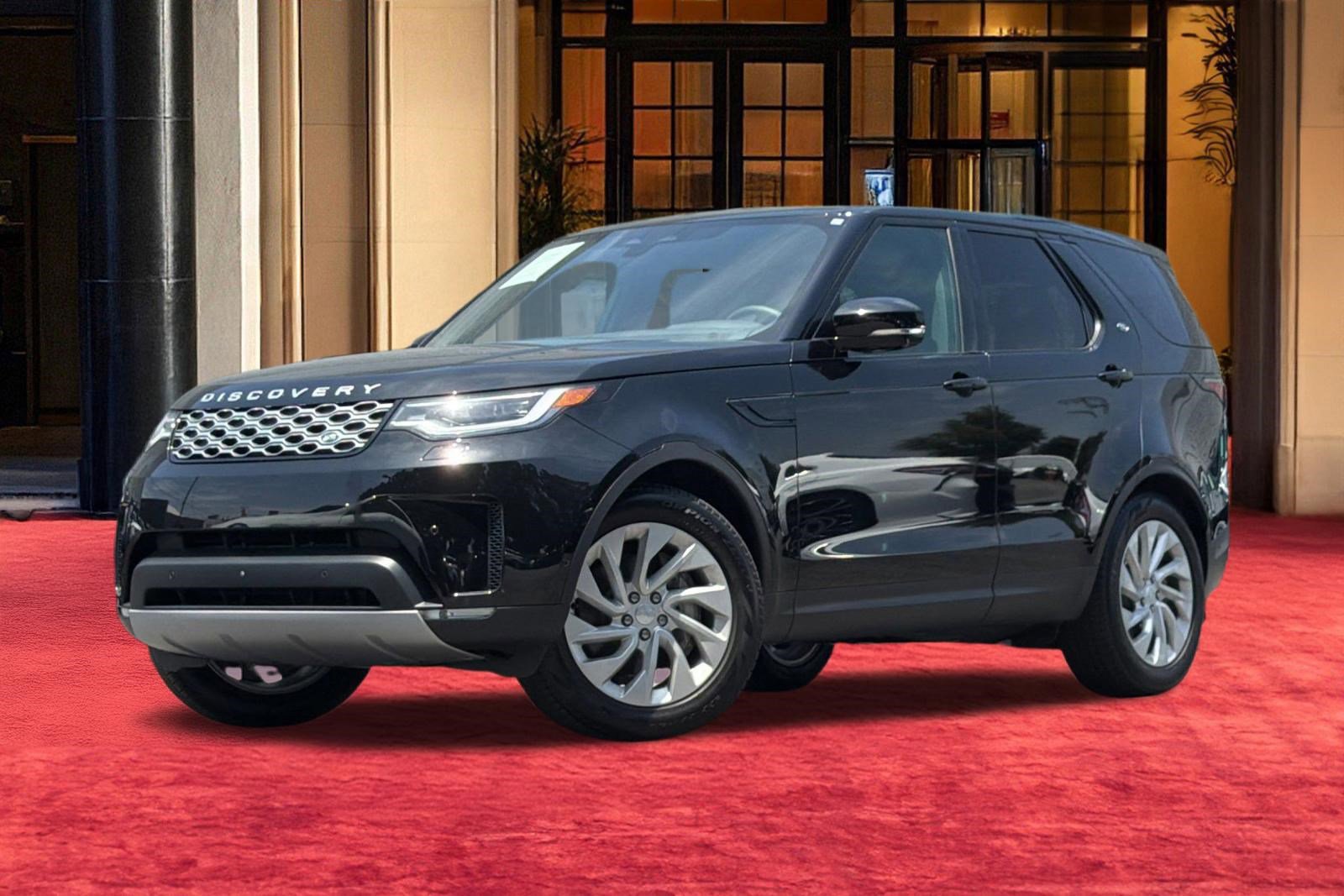 Used 2025 Land Rover Discovery S AWD/4WD image 22