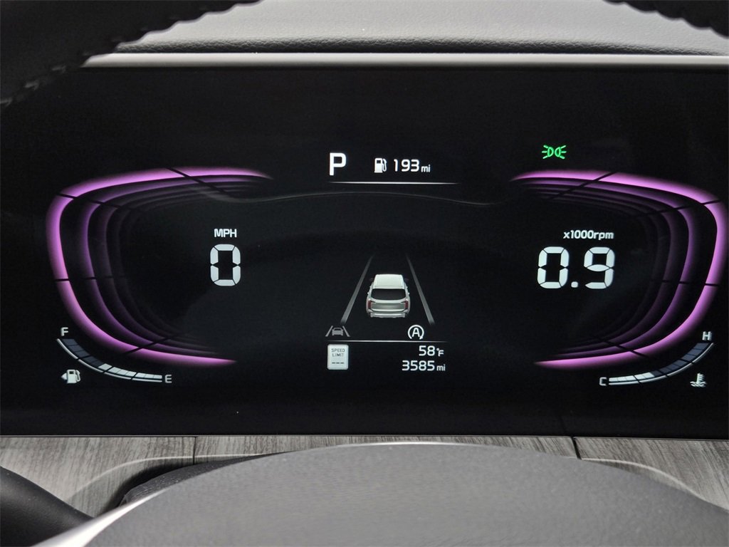 Used 2024 Kia Telluride EX image 35