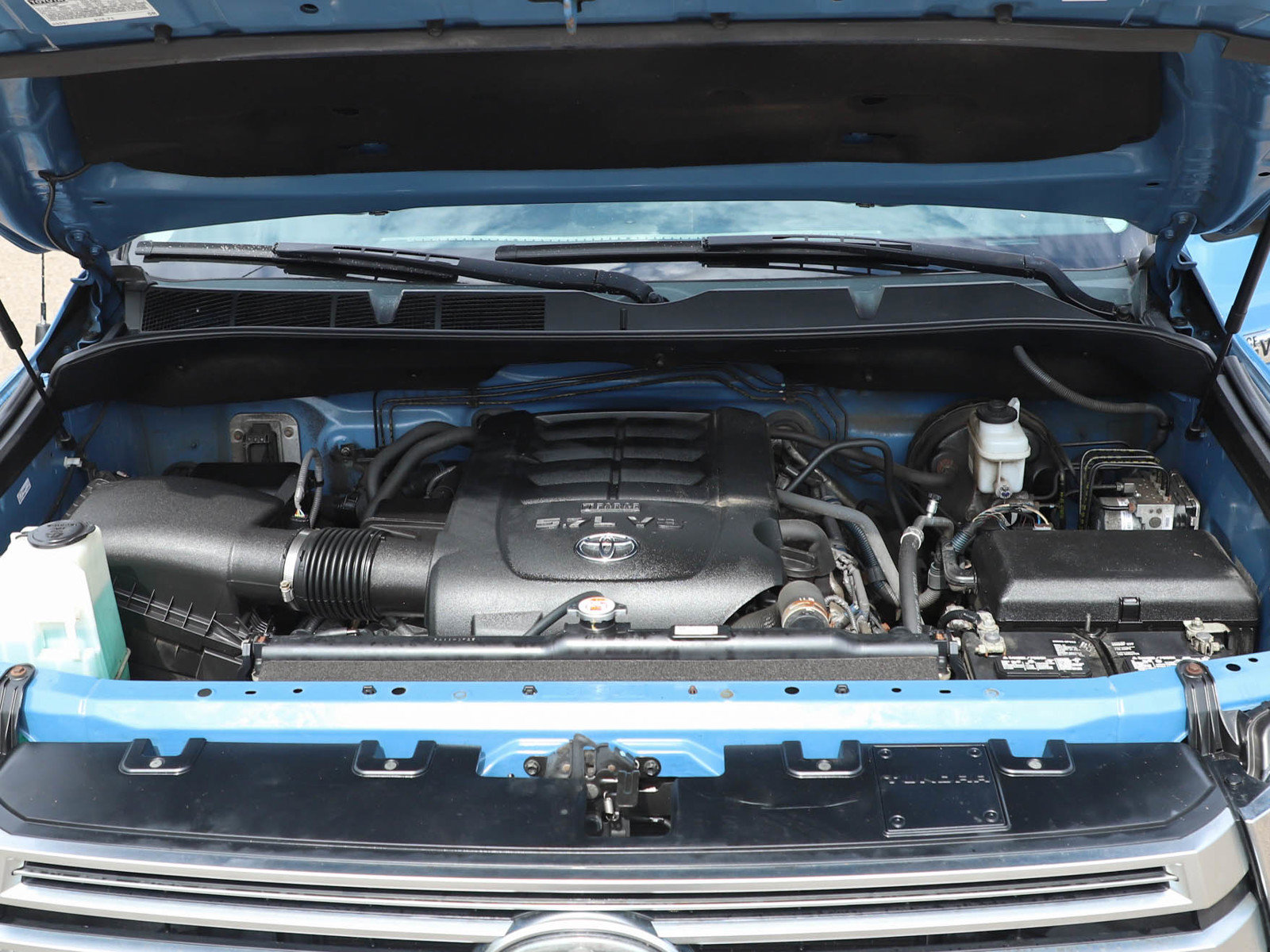 Used 2019 Toyota Tundra Limited AWD/4WD image 30