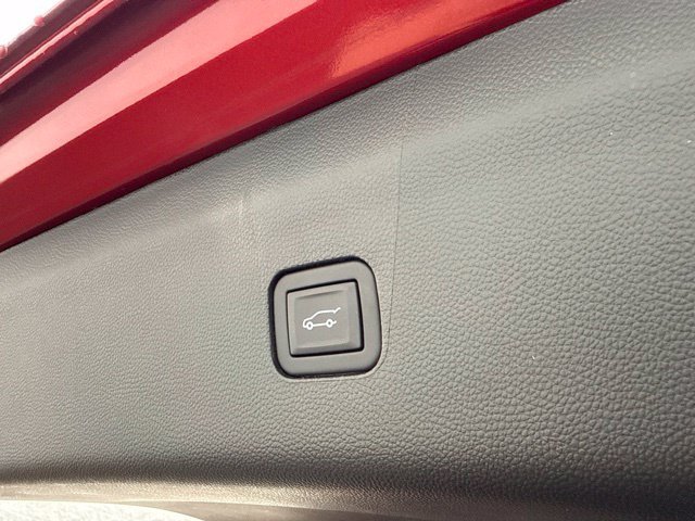 Used 2023 Buick Enclave Essence w/ Experience Buick Package FWD image 7