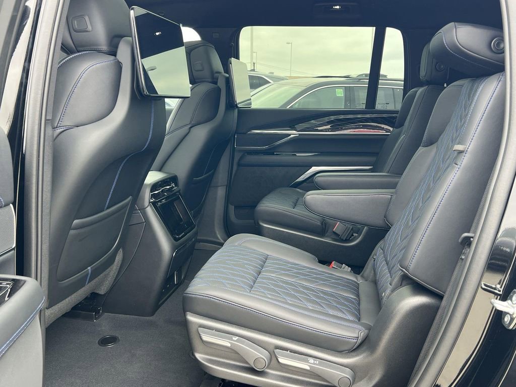 New 2026 Cadillac Escalade IQL Sport 1 image 28