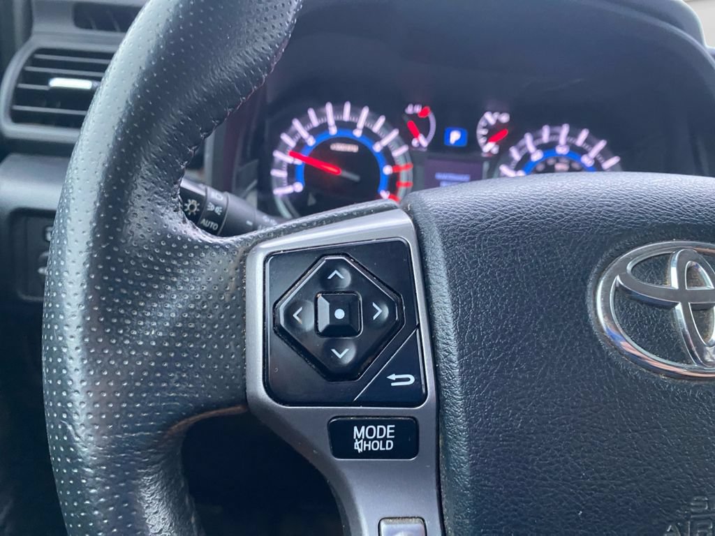 Used 2019 Toyota 4Runner Limited AWD/4WD image 21
