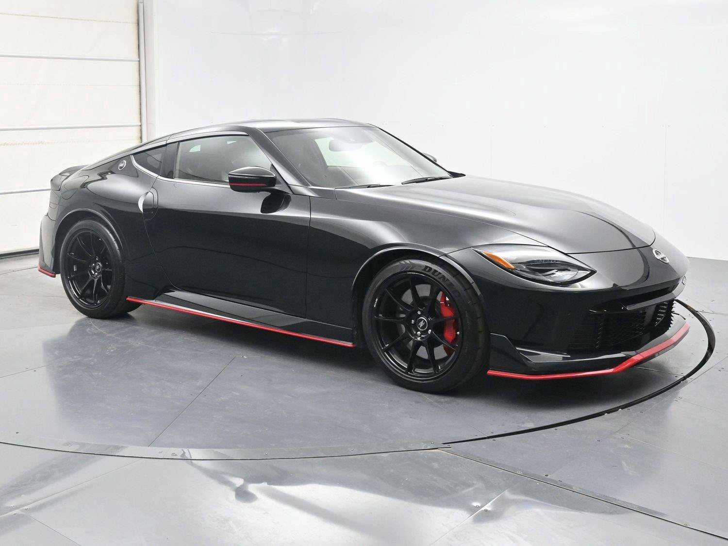 Certified 2024 Nissan Z NISMO w/ Floor Mat Package RWD image 31