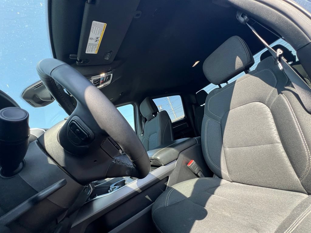 Used 2025 RAM 1500 Big Horn AWD/4WD image 12