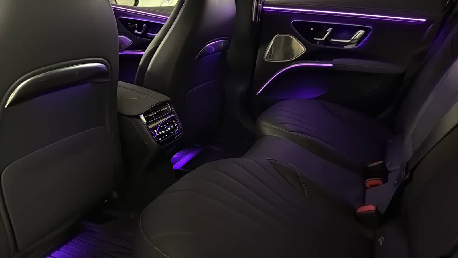 New 2025 Mercedes-Benz EQS 450+ 4MATIC Sedan image 29