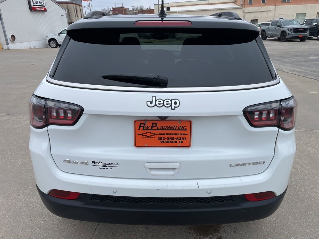 Used 2025 Jeep Compass Limited image 16