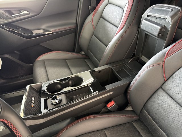 New 2027 Chevrolet Equinox RS w/ Safety and Technology Package FWD image 29