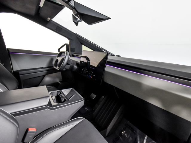 Used 2024 Tesla Cybertruck AWD Crew Cab image 20