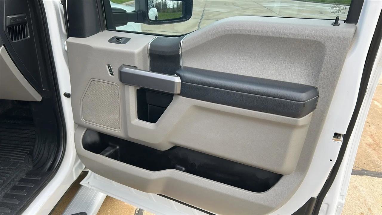 Used 2018 Ford F250 XLT w/ XLT Value Package image 49