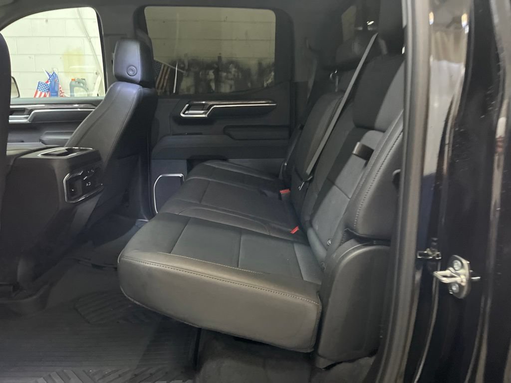 Used 2025 Chevrolet Silverado 1500 LTZ w/ LTZ Premium Package AWD/4WD image 22