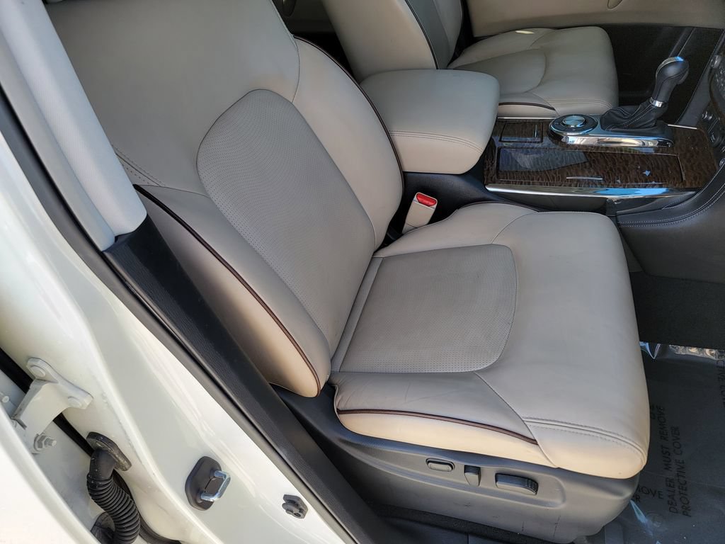 Used 2019 Nissan Armada Platinum w/ Cargo Package RWD image 14