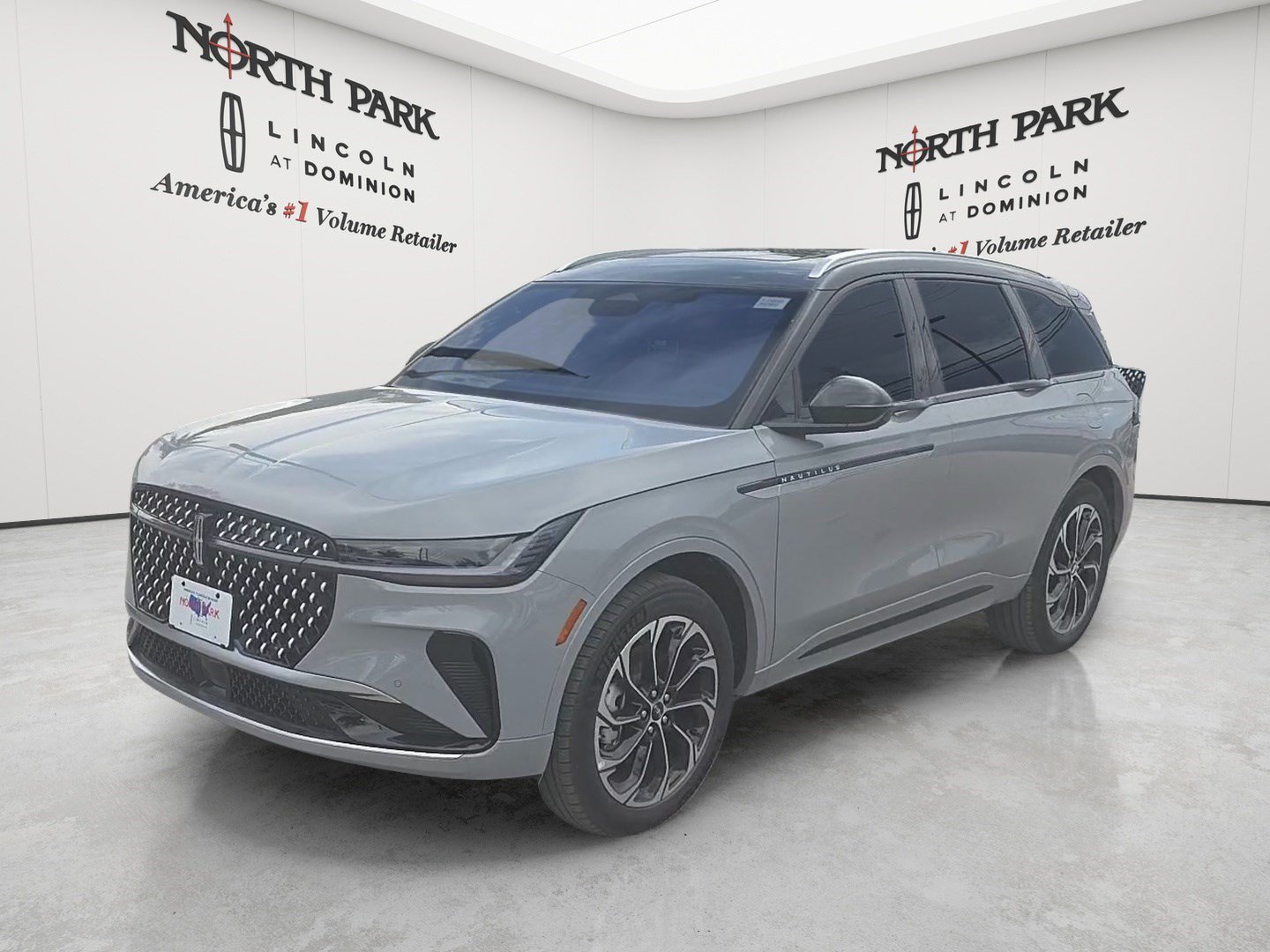 New 2026 Lincoln Nautilus Reserve AWD/4WD image 1