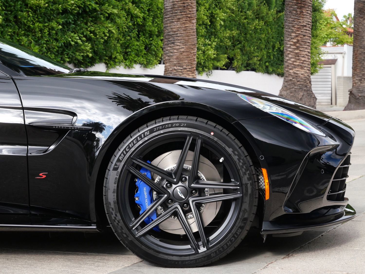 New 2026 Aston Martin V8 Vantage S image 4