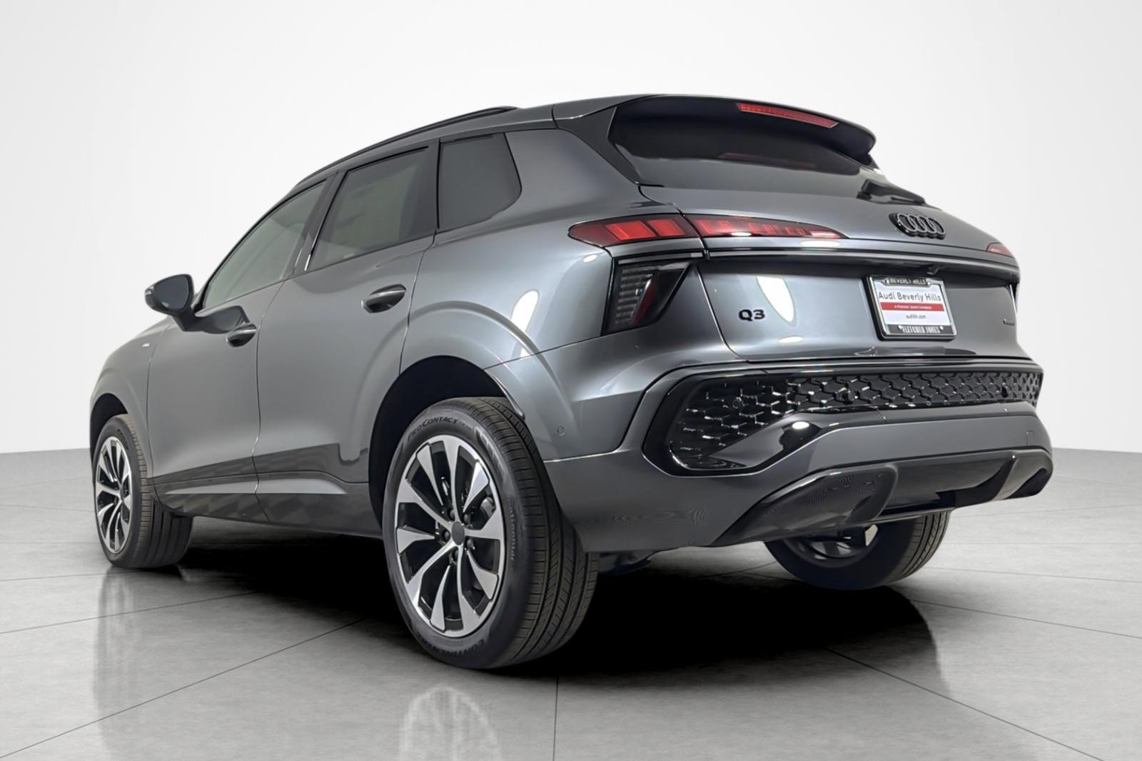 New 2026 Audi Q3 quattro 2.0T AWD/4WD image 4