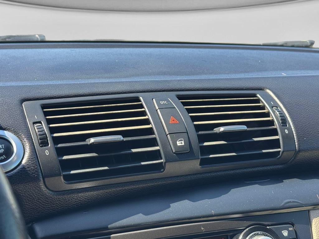 Used 2010 BMW 128i Convertible RWD image 15