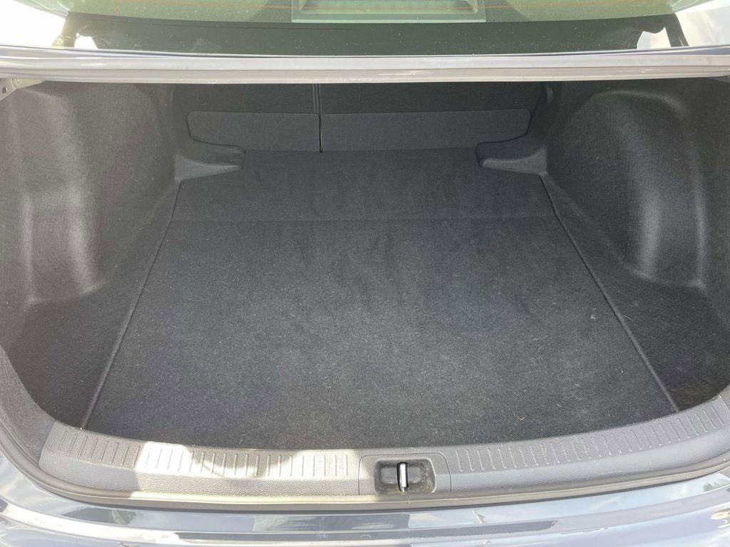 Used 2024 Toyota Corolla LE image 9