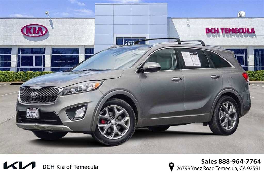 Used 2017 Kia Sorento SX image 1