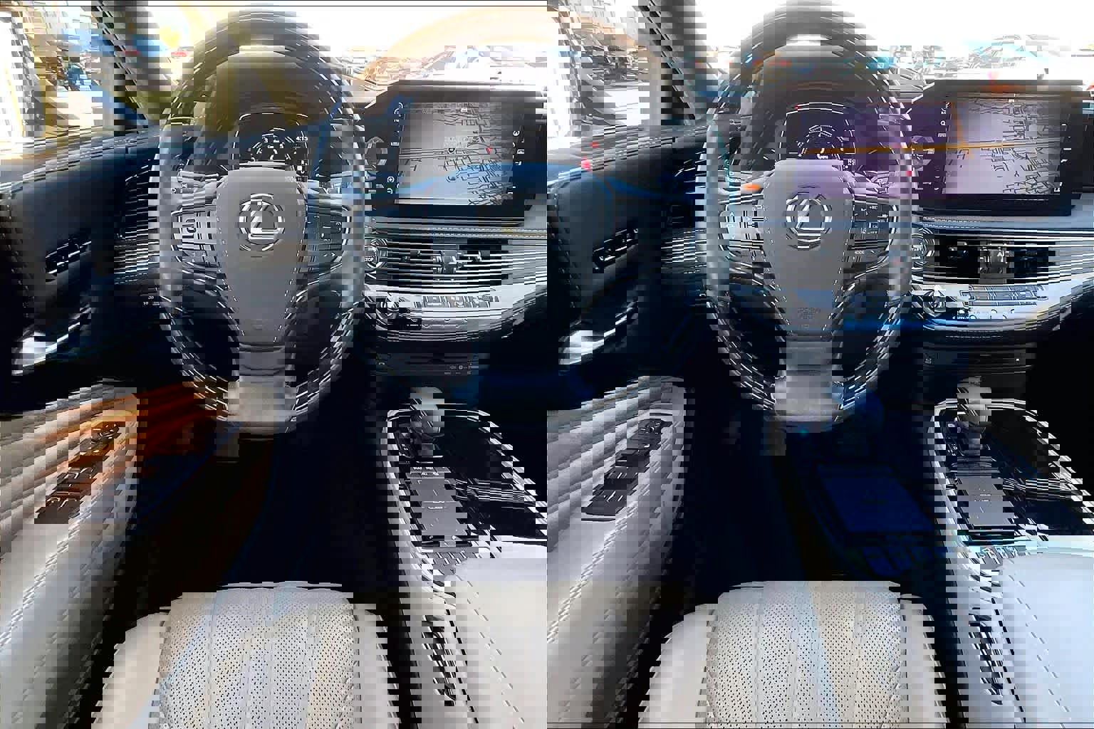 Used 2021 Lexus LS 500 w/ Interior Upgrade Package image 5