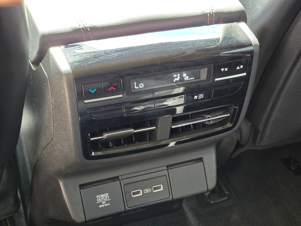 Certified 2024 Acura MDX FWD w/ Technology Package image 18