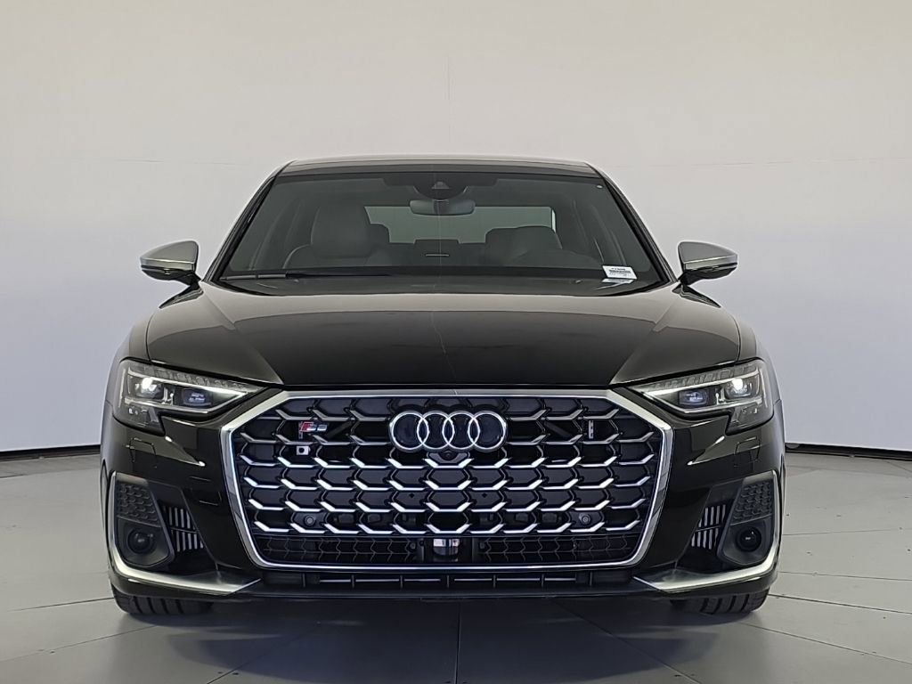 Used 2023 Audi S8 w/ S8 Executive Package image 3