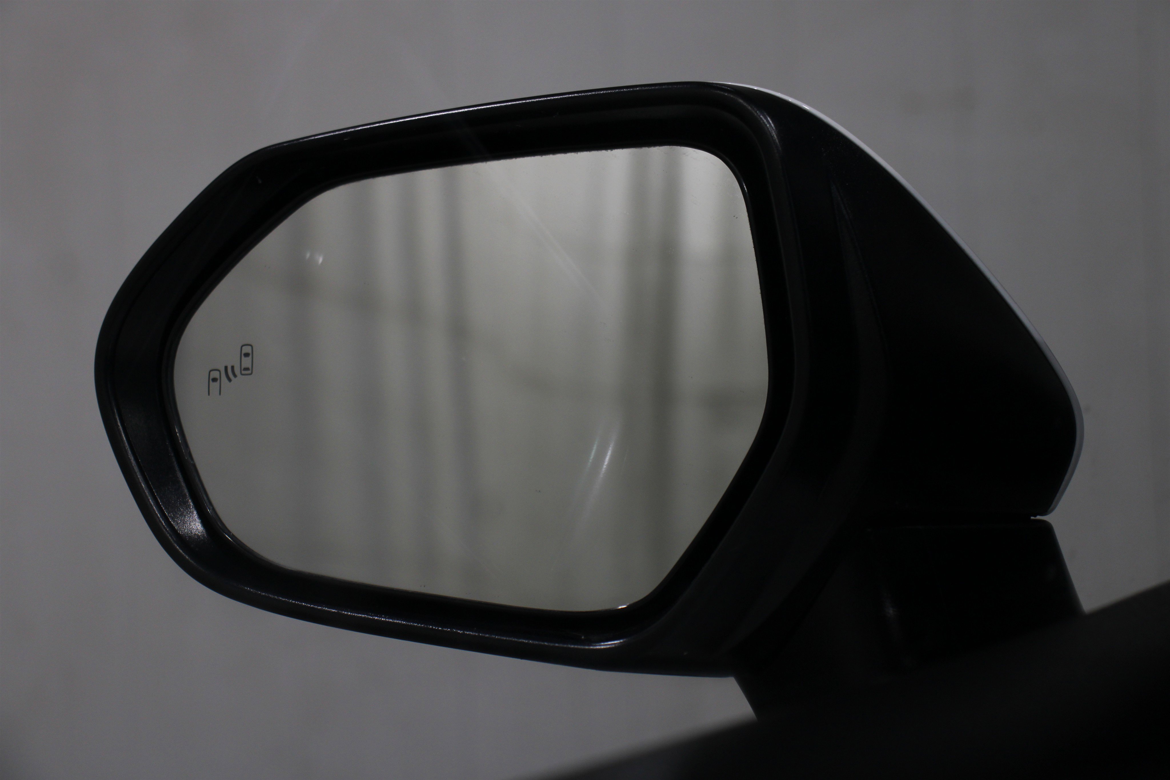 Used 2023 Toyota Camry SE image 11