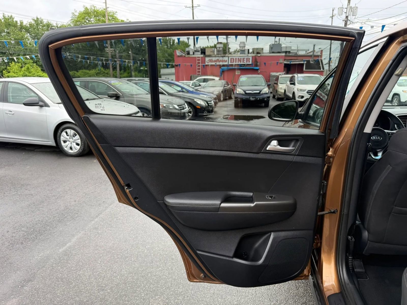 Used 2017 Kia Sportage LX AWD/4WD image 36