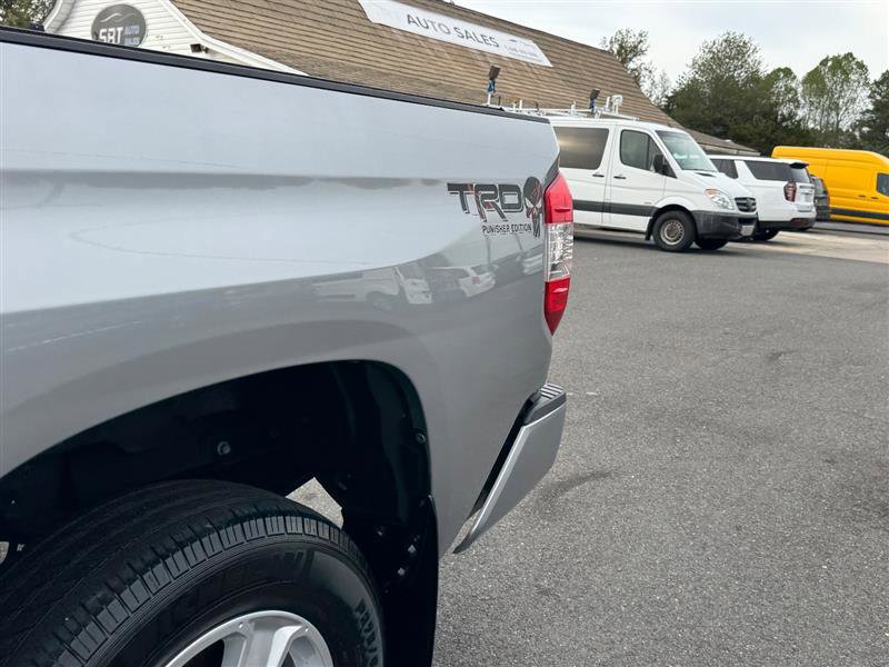 Used 2019 Toyota Tundra SR5 w/ Convenience Package image 14