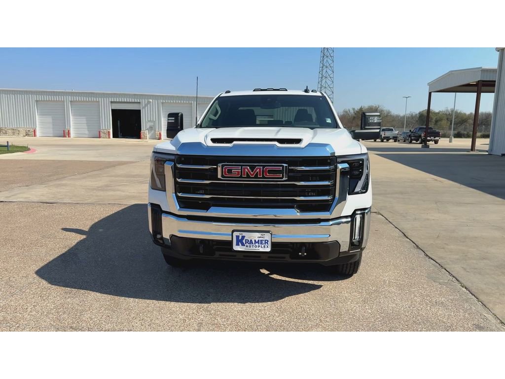 New 2026 GMC Sierra 2500 SLE w/ SLE Value Package; image 3