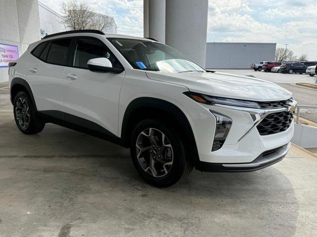 New 2026 Chevrolet Trax LT w/ LT Convenience Package image 6