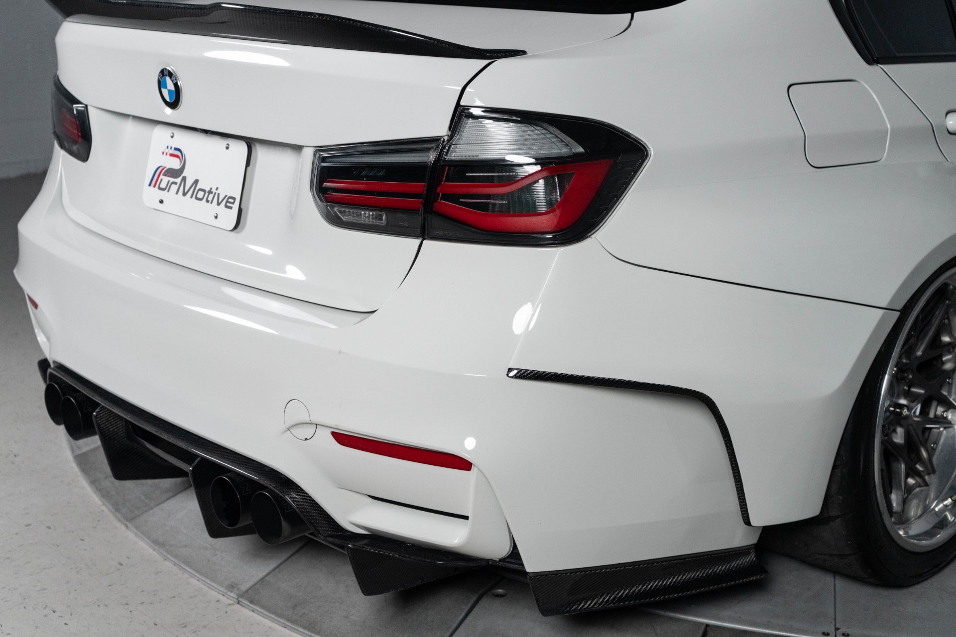 Used 2015 BMW M3 RWD image 14