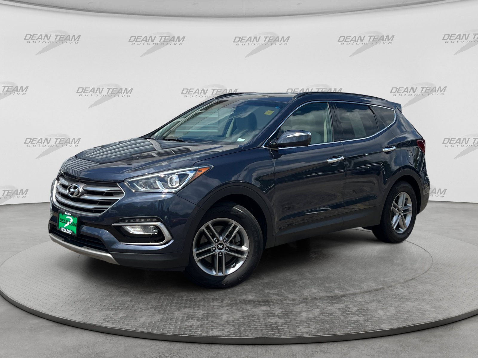Used 2018 Hyundai Santa Fe Sport w/ 2.4L Value Package 02 FWD image 3