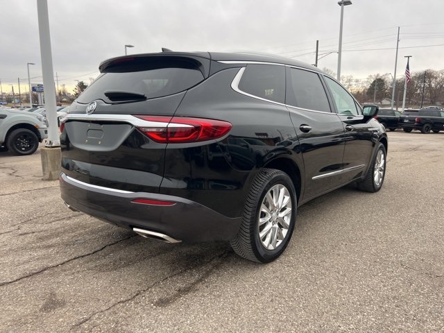 Used 2018 Buick Enclave Premium w/ Experience Buick Package image 4