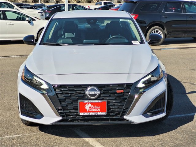 New 2025 Nissan Altima 2.5 SR image 2