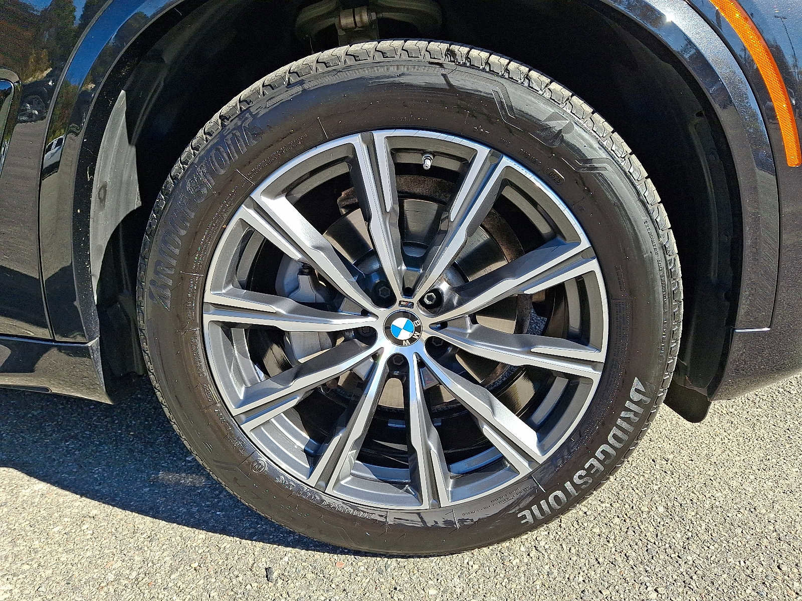 Certified 2023 BMW X5 xDrive40i w/ M Sport Package image 8