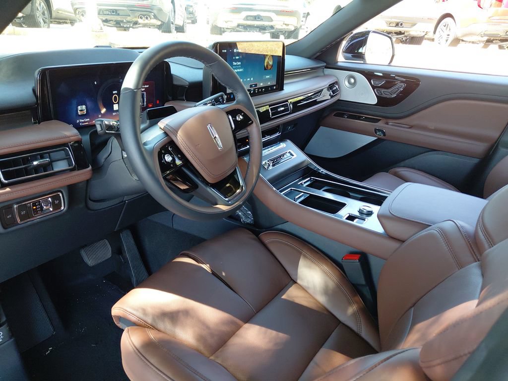 New 2026 Lincoln Aviator Reserve AWD/4WD image 17