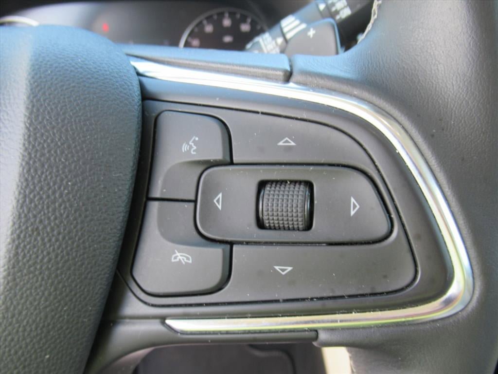 Used 2023 Buick Envision Preferred FWD image 21