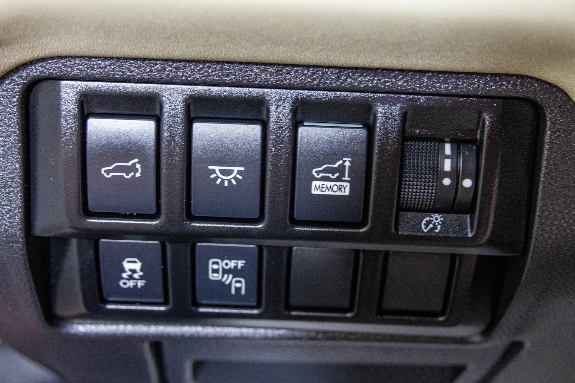 Used 2022 Subaru Ascent Limited w/ Technology Package AWD/4WD image 38