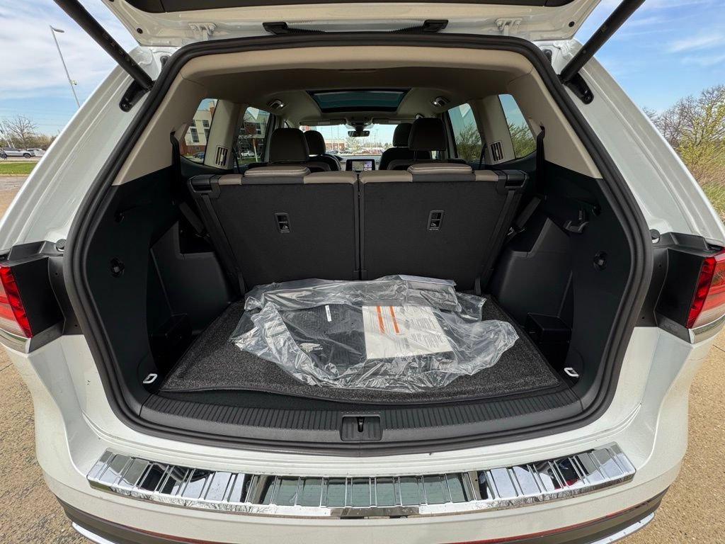 New 2026 Volkswagen Atlas SEL AWD/4WD image 28