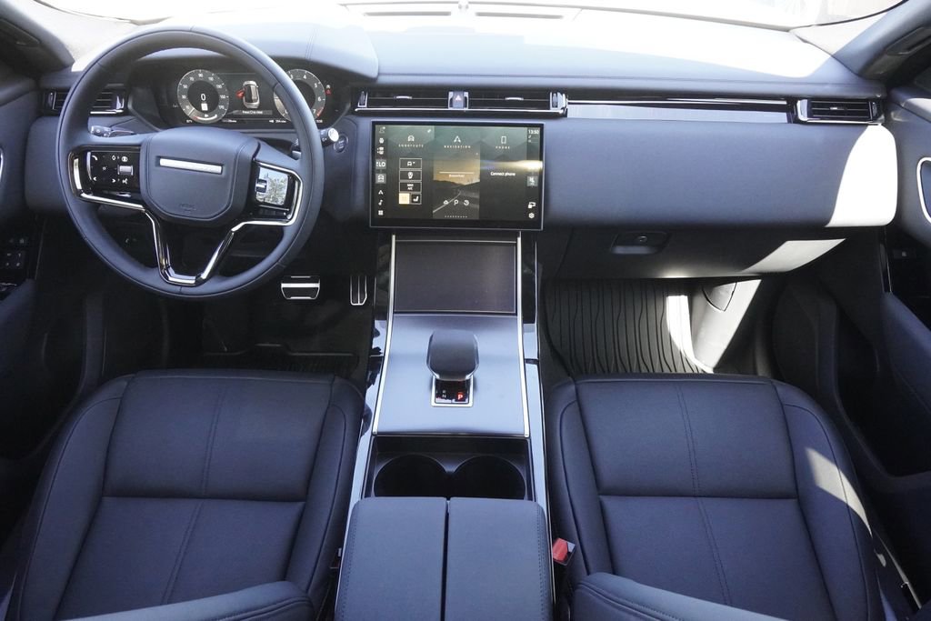 New 2026 Land Rover Range Rover Velar Dynamic SE image 9