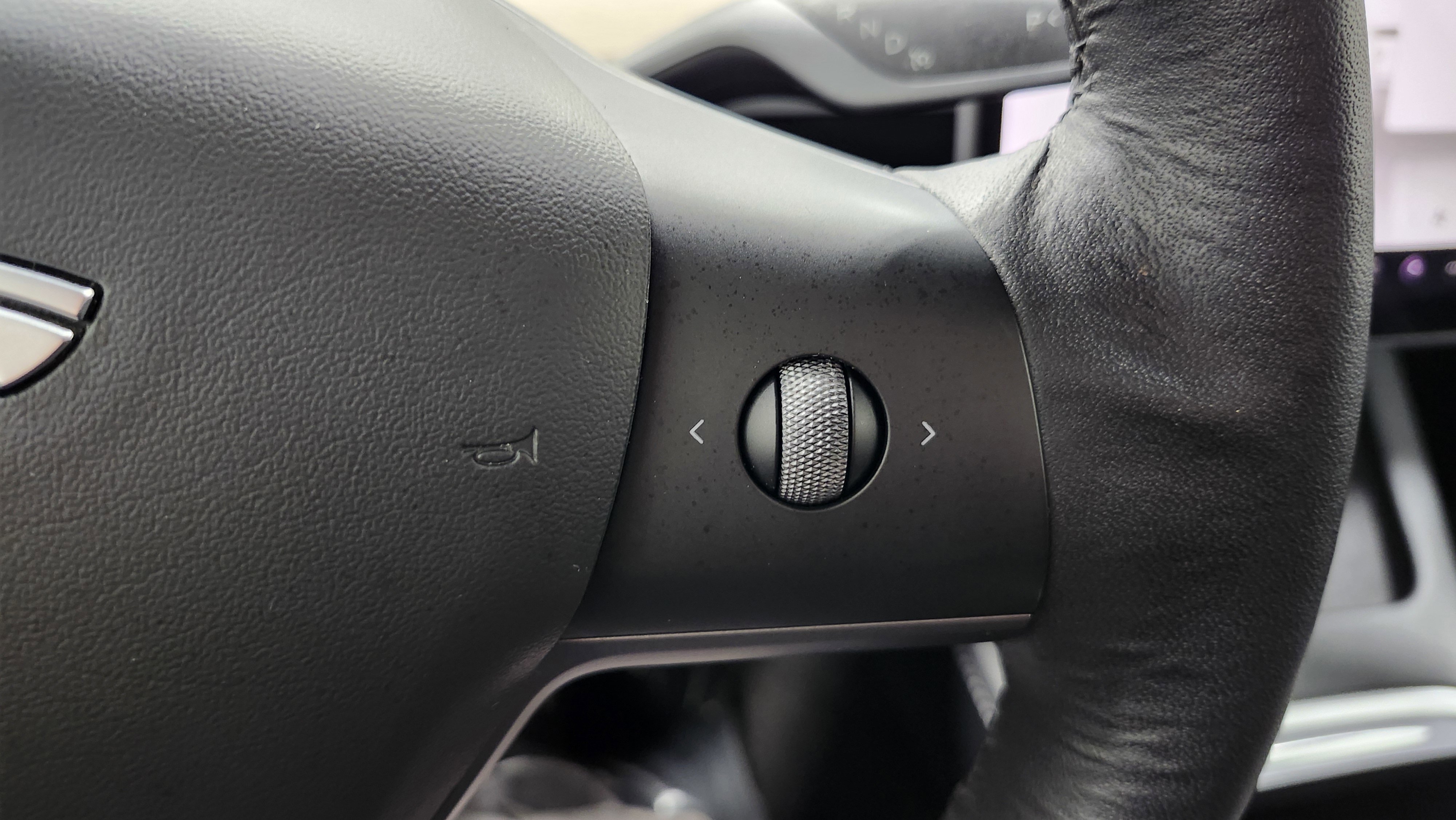 Used 2021 Tesla Model Y Long Range image 34